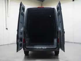 Mercedes-Benz Sprinter (2024) thumbnail 84