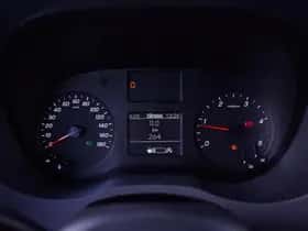 Mercedes-Benz Sprinter (2024) thumbnail 32