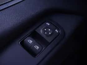 Mercedes-Benz Sprinter (2024) thumbnail 34