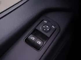 Mercedes-Benz Sprinter (2019) thumbnail 111