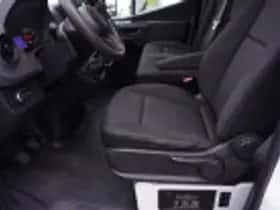 Mercedes-Benz Sprinter (2019) thumbnail 61