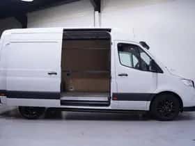 Mercedes-Benz Sprinter (2021) thumbnail 114