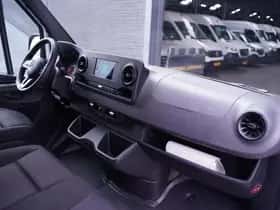 Mercedes-Benz Sprinter (2022) thumbnail 136