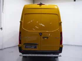 Mercedes-Benz Sprinter (2022) thumbnail 115