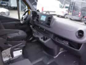 Mercedes-Benz Sprinter (2022) thumbnail 79