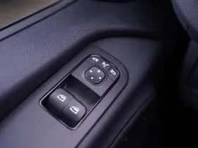 Mercedes-Benz Sprinter (2023) thumbnail 149