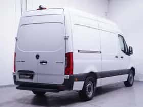 Mercedes-Benz Sprinter (2023) thumbnail 158