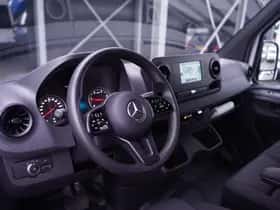 Mercedes-Benz Sprinter (2023) thumbnail 29