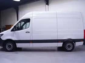 Mercedes-Benz Sprinter (2023) thumbnail 8