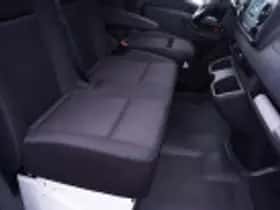 Mercedes-Benz Sprinter (2023) thumbnail 78