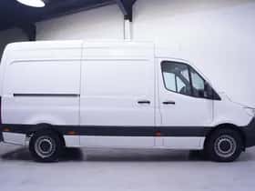 Mercedes-Benz Sprinter (2023) thumbnail 9