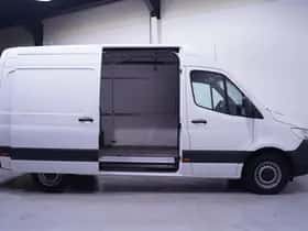 Mercedes-Benz Sprinter (2023) thumbnail 10