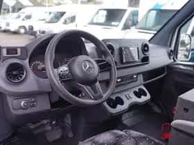 Mercedes-Benz Sprinter (2019) thumbnail 44
