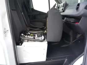 Mercedes-Benz Sprinter (2021) thumbnail 131
