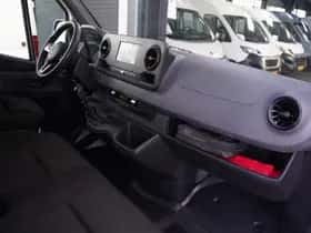 Mercedes-Benz Sprinter (2021) thumbnail 136
