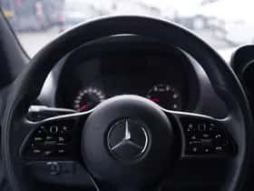Mercedes-Benz Sprinter (2021) thumbnail 154