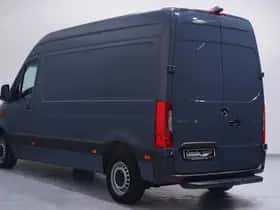 Mercedes-Benz Sprinter (2024) thumbnail 4