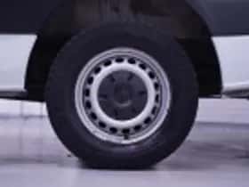 Mercedes-Benz Sprinter (2014) thumbnail 67