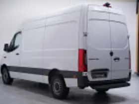 Mercedes-Benz Sprinter (2024) thumbnail 45
