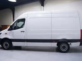 Mercedes-Benz Sprinter (2024) thumbnail 90