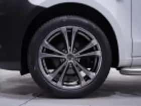 Mercedes-Benz Vito (2023) thumbnail 59