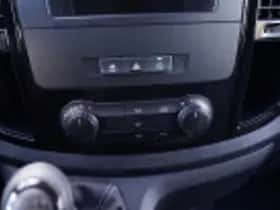Mercedes-Benz Vito (2023) thumbnail 73