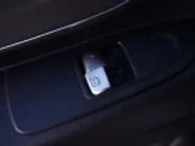 Mercedes-Benz Vito (2023) thumbnail 79