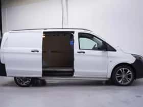 Mercedes-Benz Vito (2023) thumbnail 90