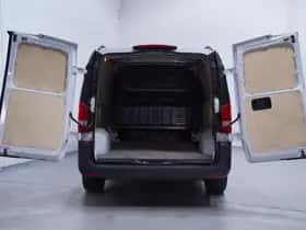 Mercedes-Benz Vito (2023) thumbnail 94