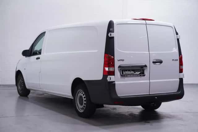 Mercedes-Benz Vito (2019) thumbnail 4