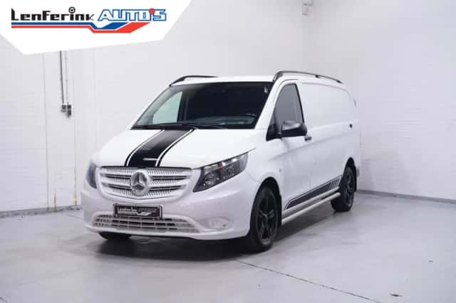 Mercedes-Benz Vito (2018) thumbnail 1