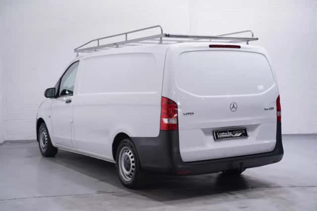 Mercedes-Benz Vito (2018) thumbnail 3