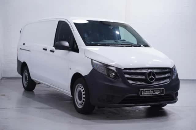Mercedes-Benz Vito (2021) thumbnail 3