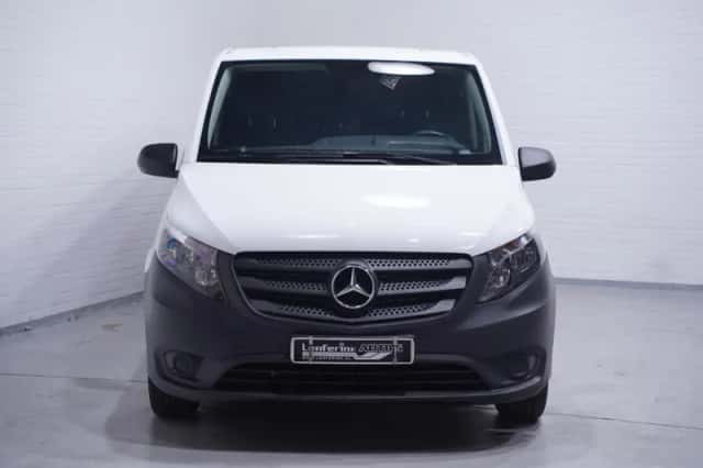 Mercedes-Benz Vito (2021) thumbnail 6