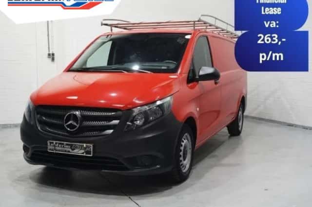 Mercedes-Benz Vito (2021) thumbnail 2