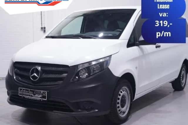 Mercedes-Benz Vito (2022) thumbnail 2