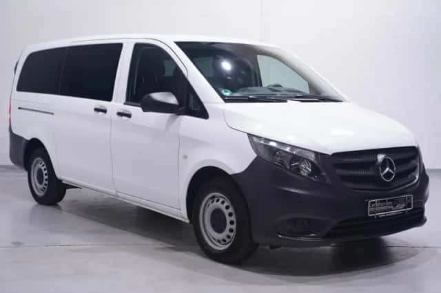 Mercedes-Benz Vito (2022) thumbnail 3