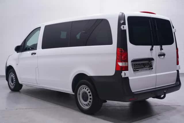 Mercedes-Benz Vito (2022) thumbnail 4