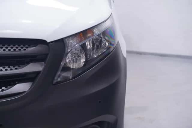 Mercedes-Benz Vito (2022) thumbnail 6