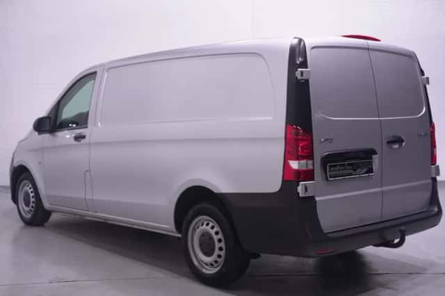 Mercedes-Benz Vito (2021) thumbnail 4