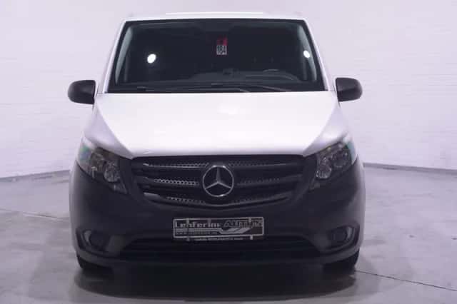 Mercedes-Benz Vito (2021) thumbnail 6