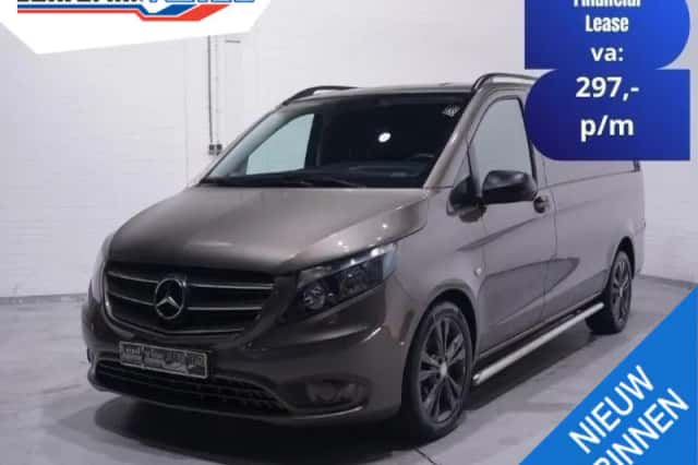 Mercedes-Benz Vito (2017) thumbnail 2