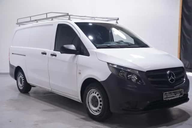 Mercedes-Benz Vito (2018) thumbnail 3