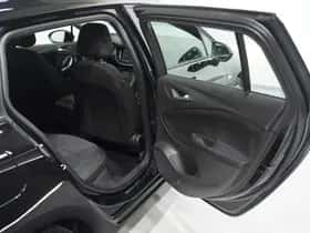 Opel Astra (2018) thumbnail 14