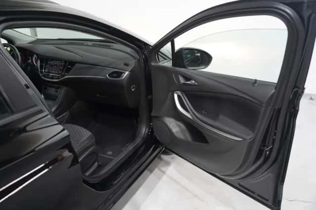 Opel Astra (2018) thumbnail 17