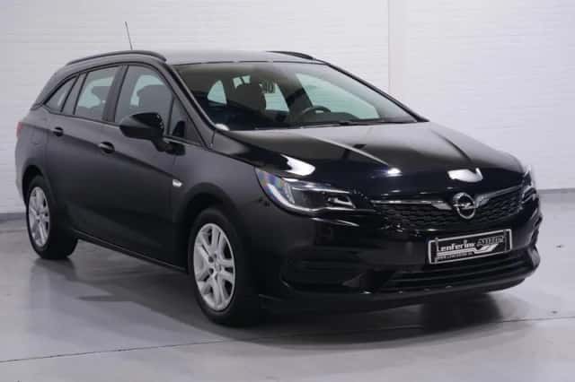 Opel Astra (2021) thumbnail 4
