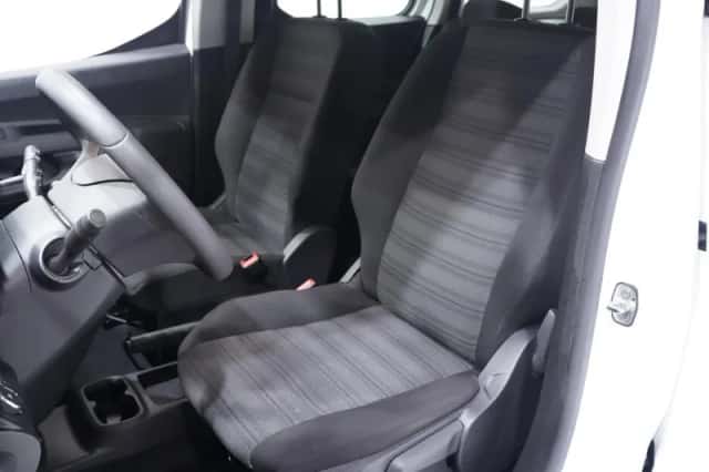 Opel Combo (2020) thumbnail 34