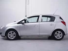 Opel Corsa (2010) thumbnail 104
