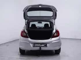 Opel Corsa (2010) thumbnail 108