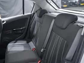 Opel Corsa (2010) thumbnail 137